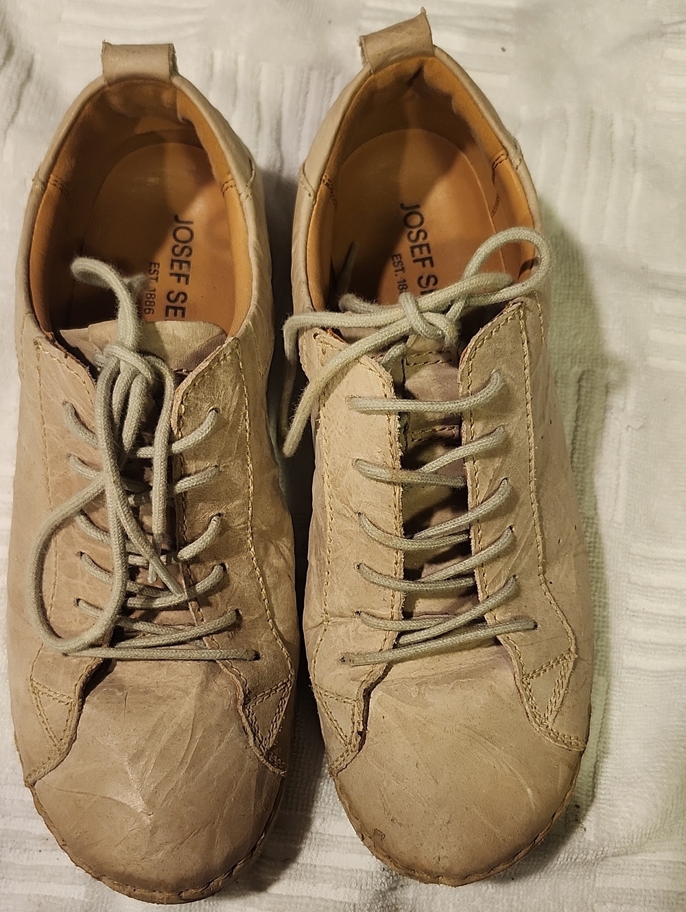 Josef Seibel Women s Lace-Up Sneakers in Light Beige